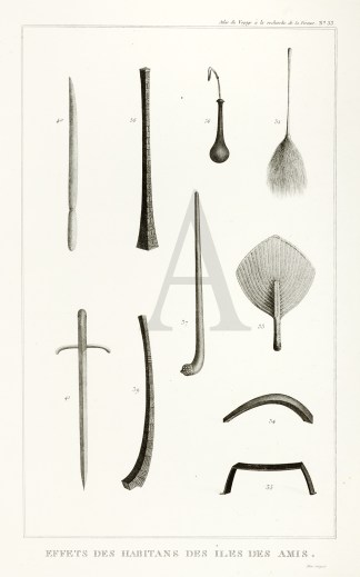 Effets des Habitants des Iles des Amis. PACIFIC