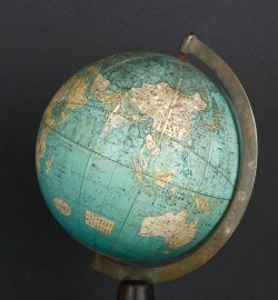 Japanese Globe